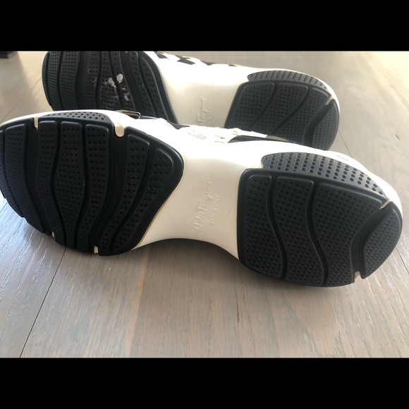 Ferragamo sneakers . Street style nwot - Picture 3 of 5